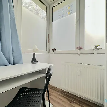 Séjour chez l'habitant Creative - 10 Minutes To Old Town & Seaside